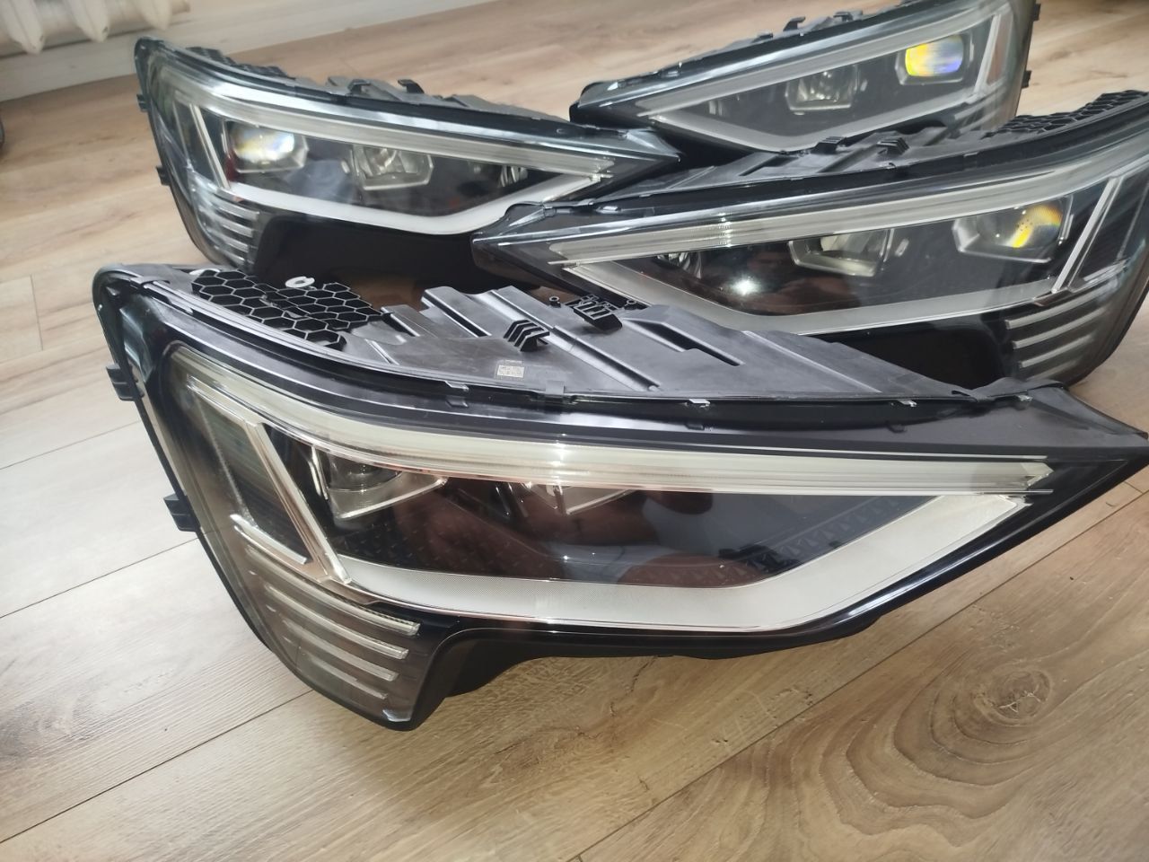 Фара audi e tron ауді etron e tron етрон этрон електро