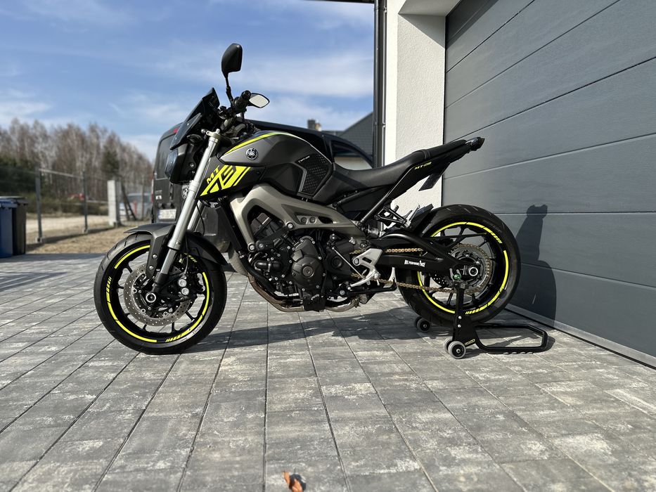Yamaha MT-09 2014 r. 13370 km Bardzo Dobry Stan.