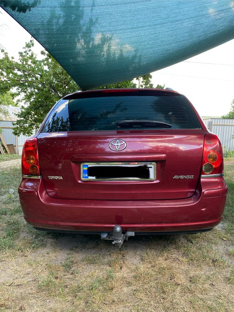 Продам Toyota Avensis