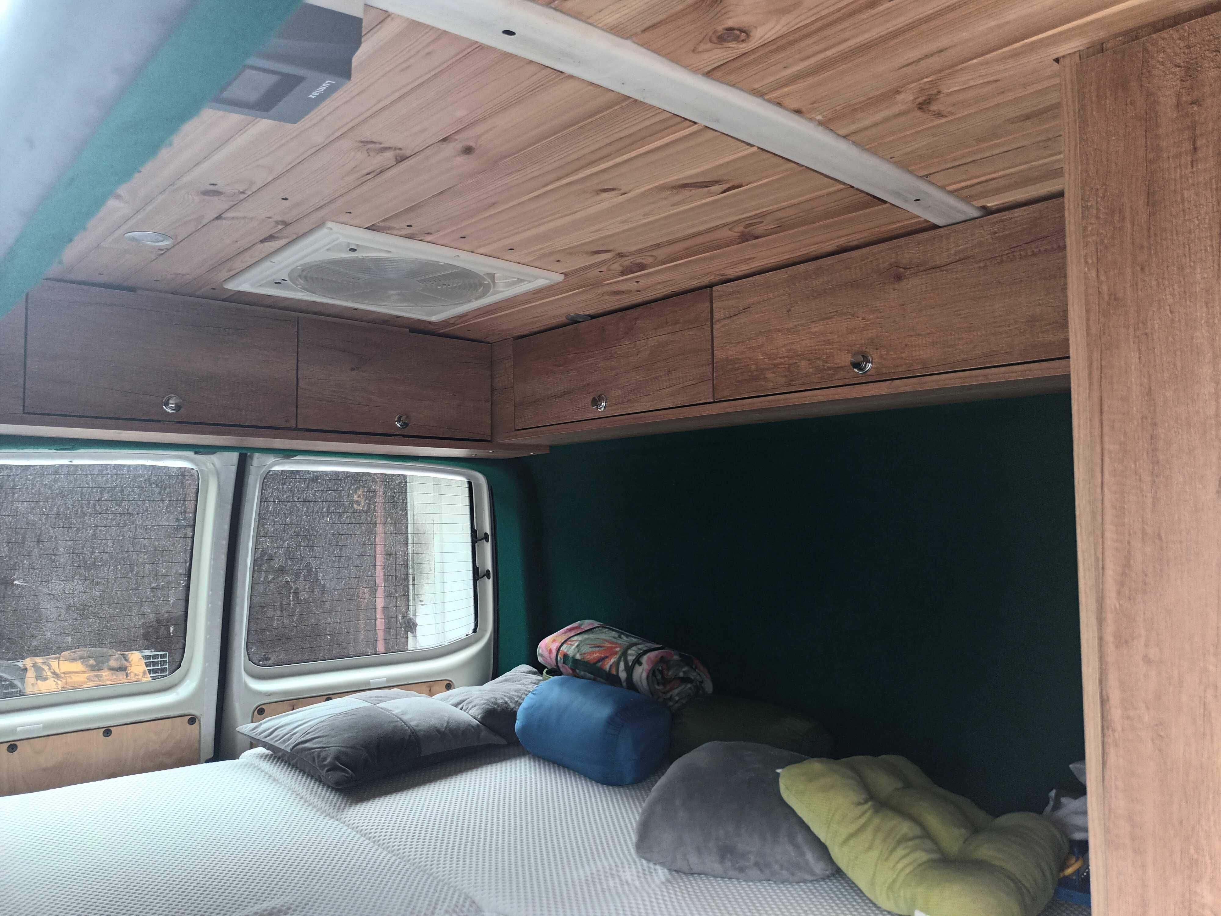 VW T5 Kamper Van Całoroczny.