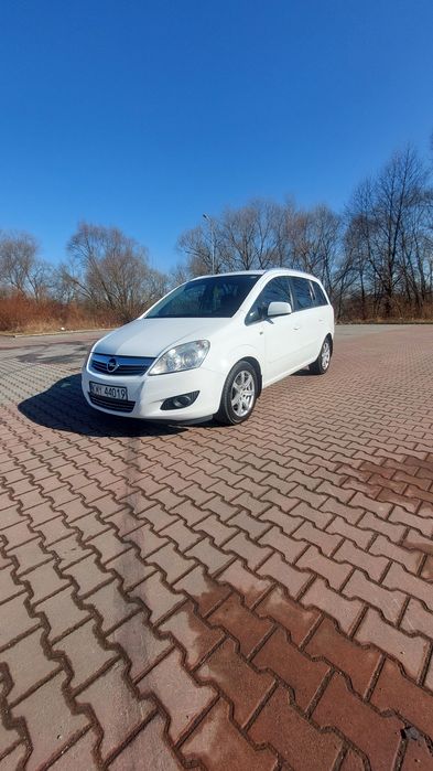 Sprzedam Zafira B 1.7cdti
