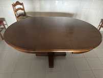 Mesa de cozinha.