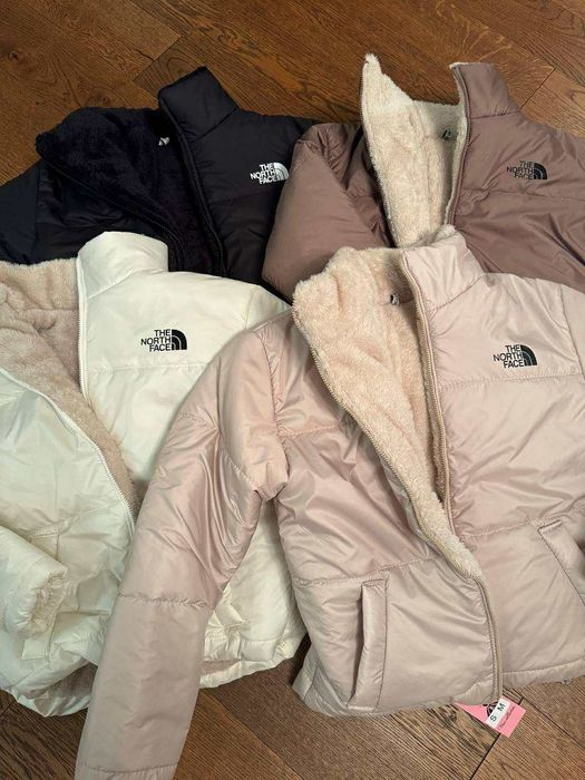 Жіноча зимова куртка