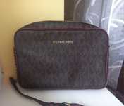 Torebka listonoszka Michael Kors messenger