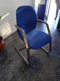 Duas Cadeira de escritório azul