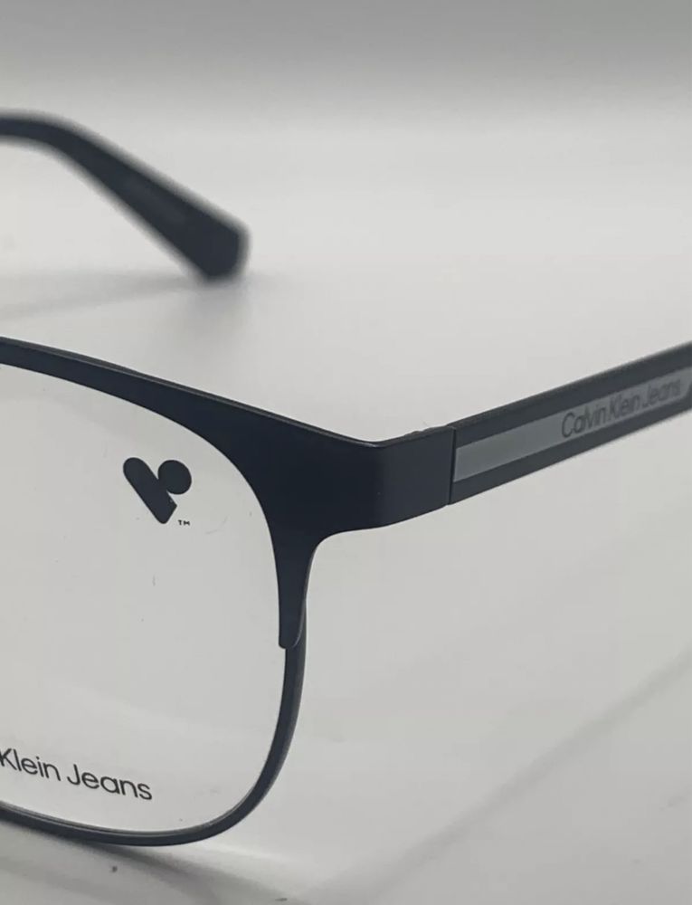 Oculos Calvin Kleim