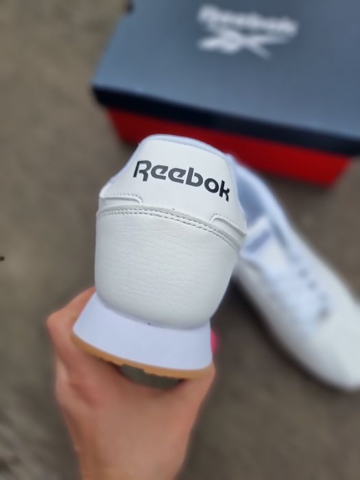 Распродажж Кросівки   Reebok оригінал  
us8.5
us9.5
us11
us12
u
