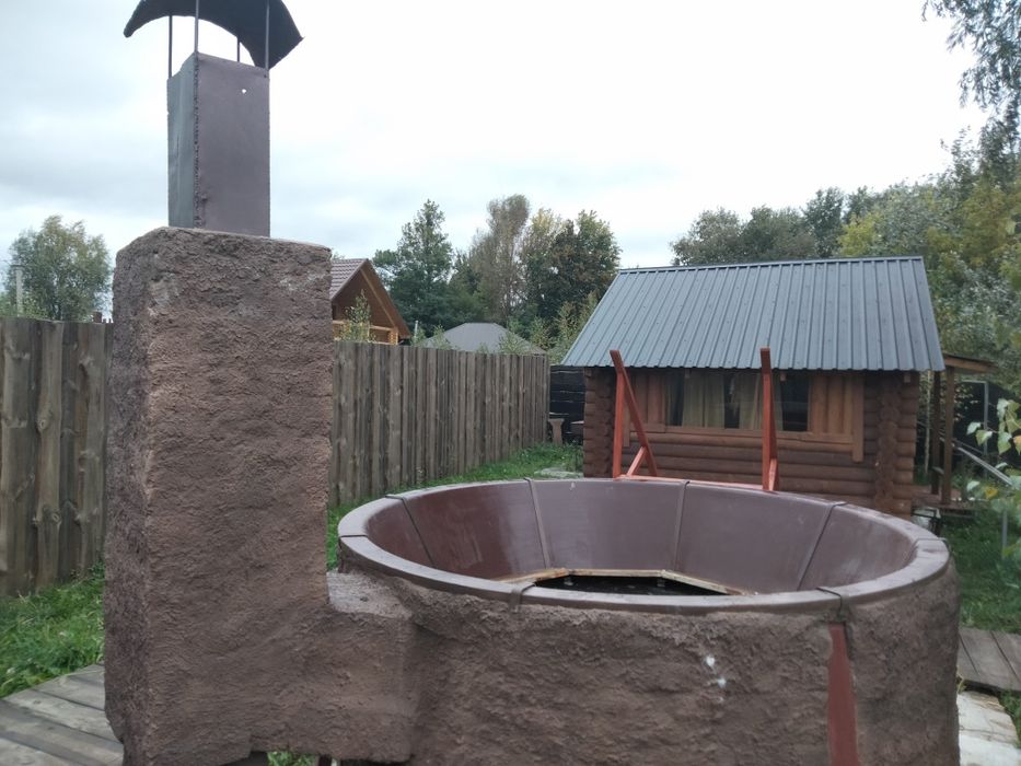 Баня та чан на дровах