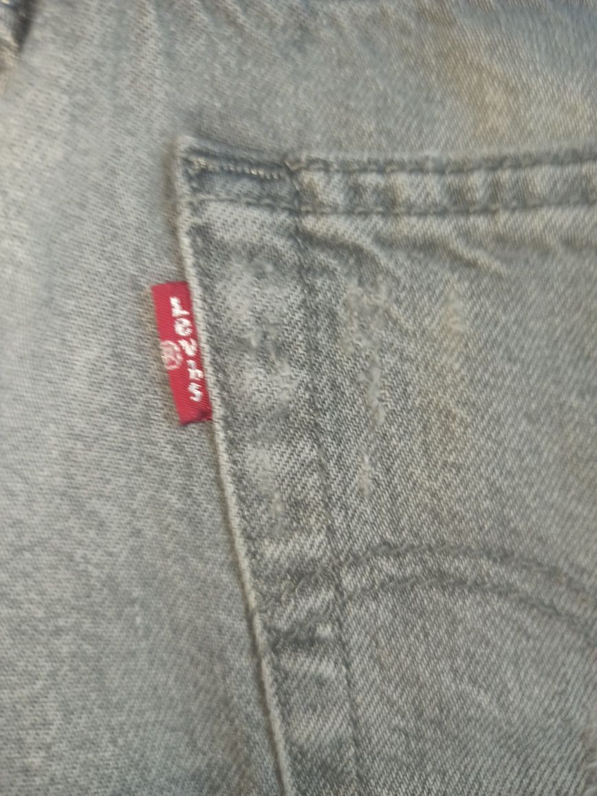 Фірмові шорти Levi's чоловічі. 24/32 розмір. Оригінал.