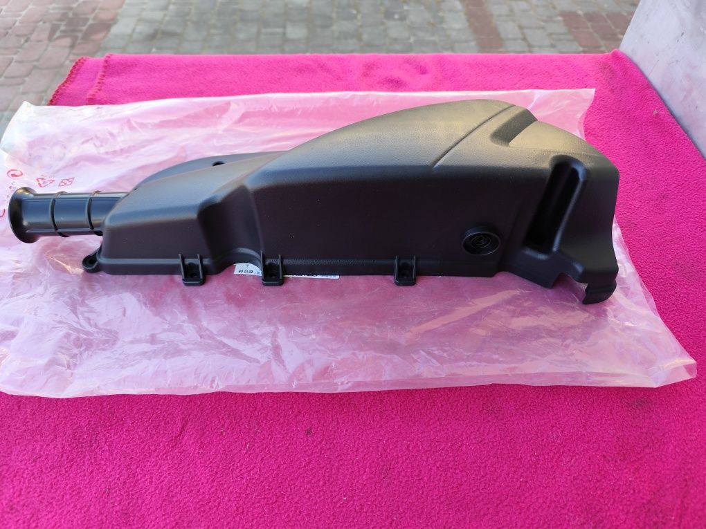 Zewnętrzna obudowa filtra powietrza Kymco People 300 GTI