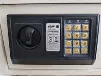 Sejf Vorel 78642, 31x20x20 cm elektroniczny zamek
