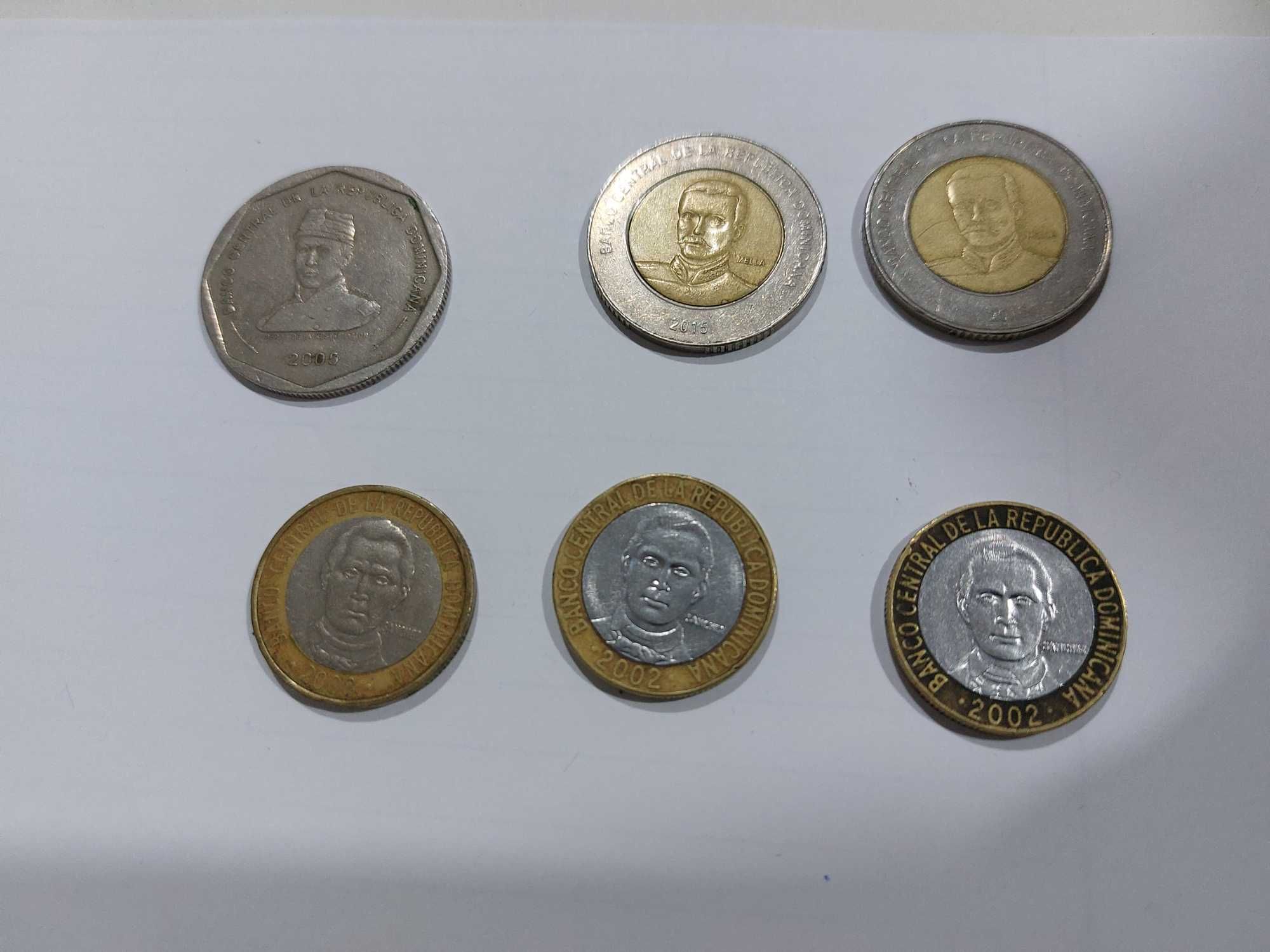 Moedas Estrangeiras (Rep. Dominicana, Africa do Sul, Croácia, França)