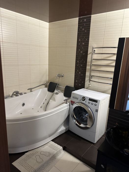 Сдається 3х квартира з автономним опаленням  та паркінгом