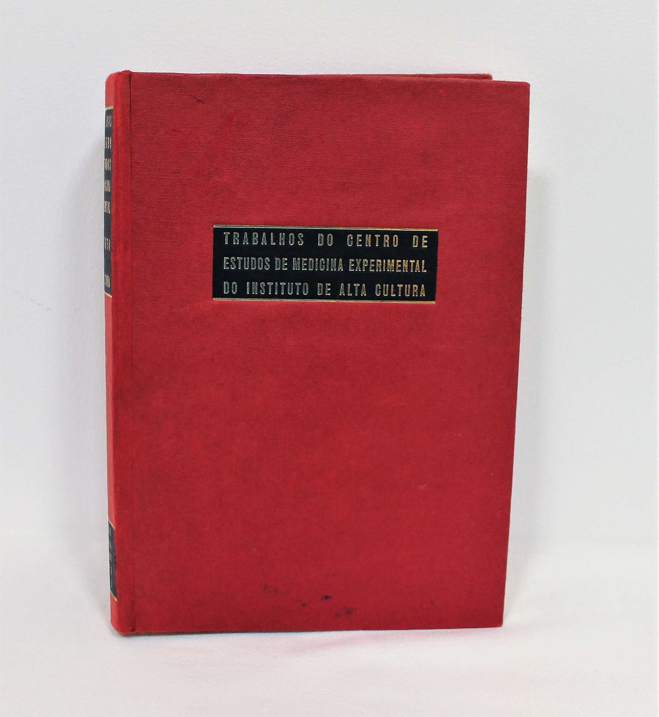Livro Trabalhos Medicina Experimental, Instituto Alta Cultura, 1965