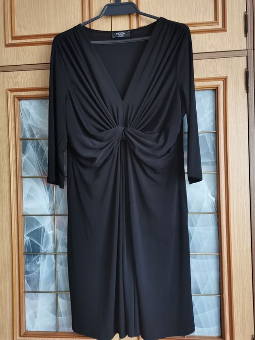 Czarna sukienka Maxi roz 48