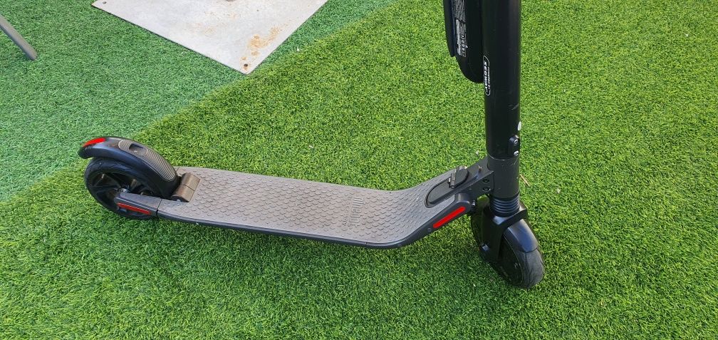 Trotinete segway ninebot es2