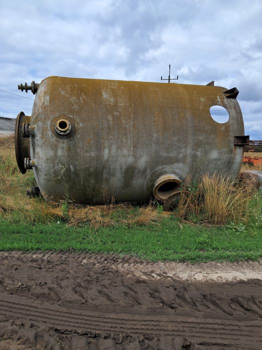 Zbiornik 25000l włókno szklane. Stan bdb