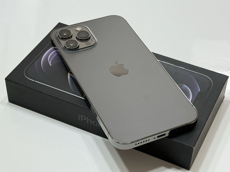 Iphone 12 pro max 256gb. Ідеальний стан нова батарейка!
