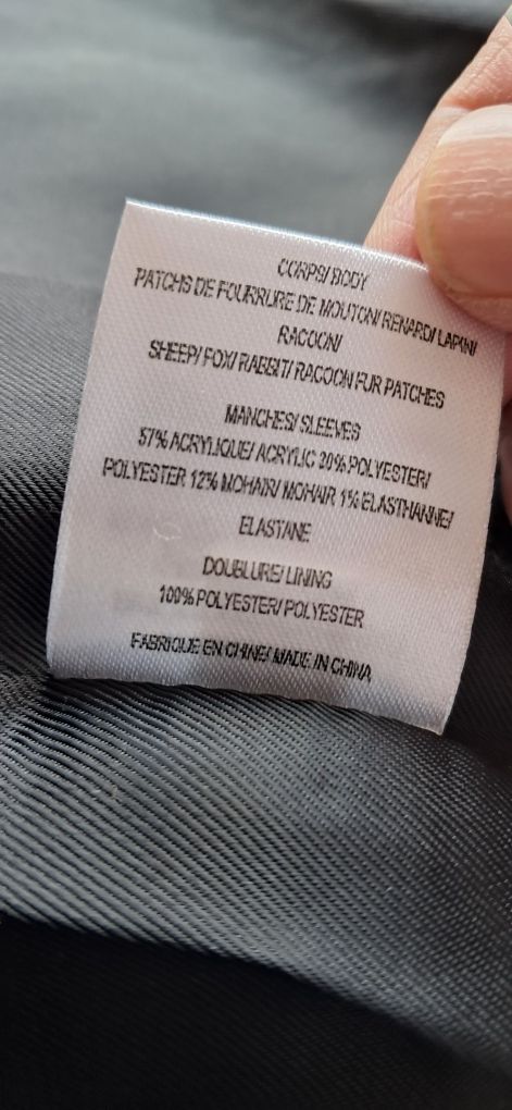 Sweter damski z futerka