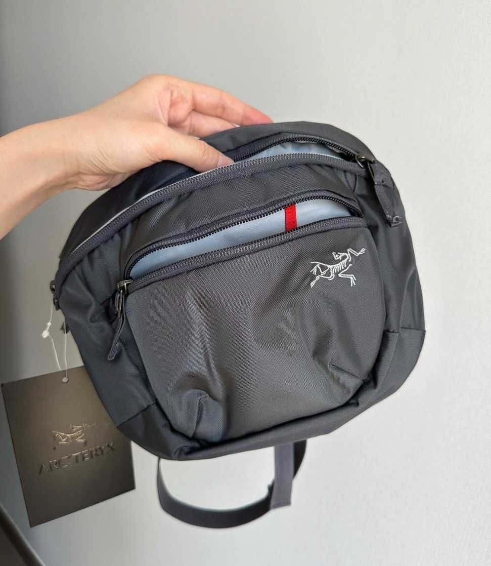 Plecak na strój Arc'teryx, czarny