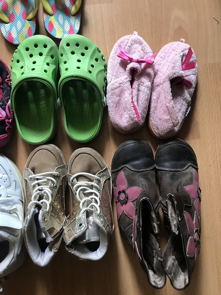 Детская обувь (босоножки ботинки на девочку)размеры 20-31