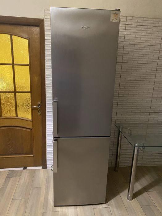Холодильник Whirlpool 2.0