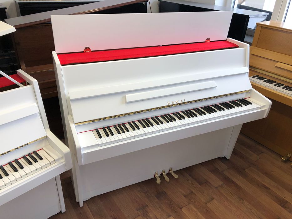 Pianino białe Kawai biale