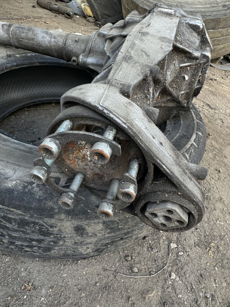Передній міст, редуктор Audi Q7 4.2
