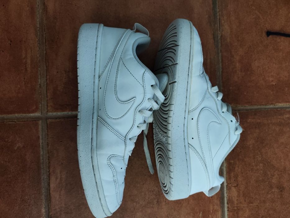 Sapatilhas Nike brancas