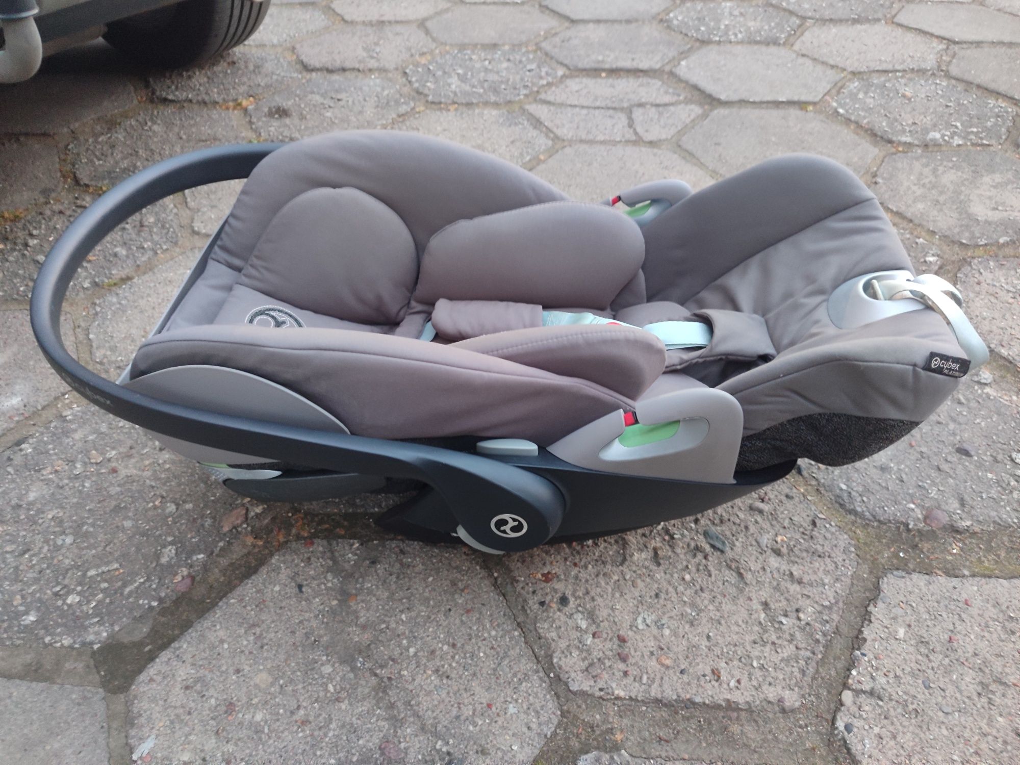 CYBEX Platinum Cloud T i-Size - w pełni sprawny - po wypraniu.