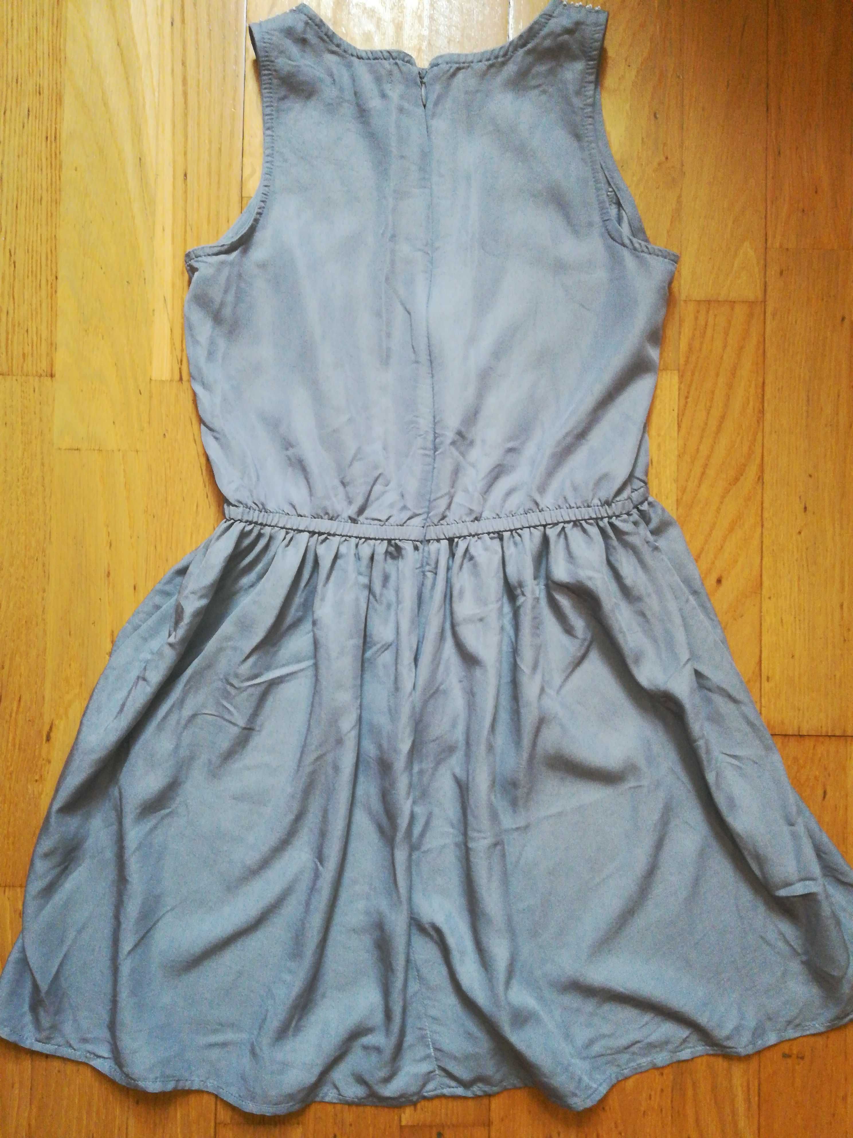 Sukienka z perełkami Reserved dziewczęca 152