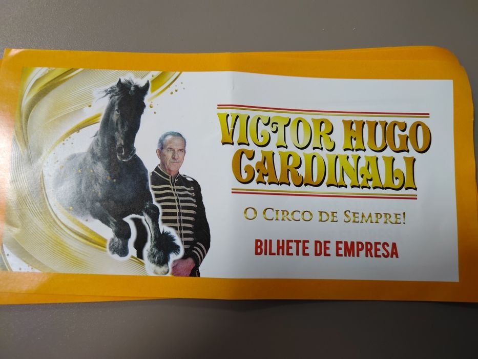 Vendo 3 bilhetes para o circo em Algés, Lisboa