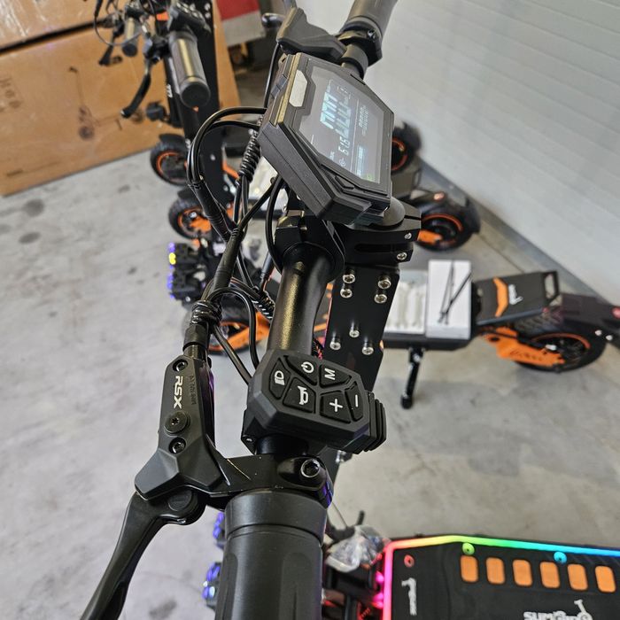 Hulajnoga elektryczna wyczynowa terenowa jak kukiryn