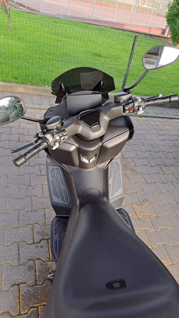 Mota Maxi Scooter Zontes 350D