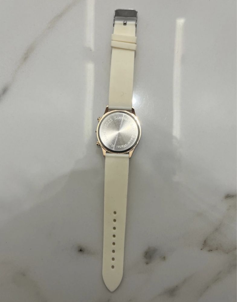 Zegarek biały Geneva