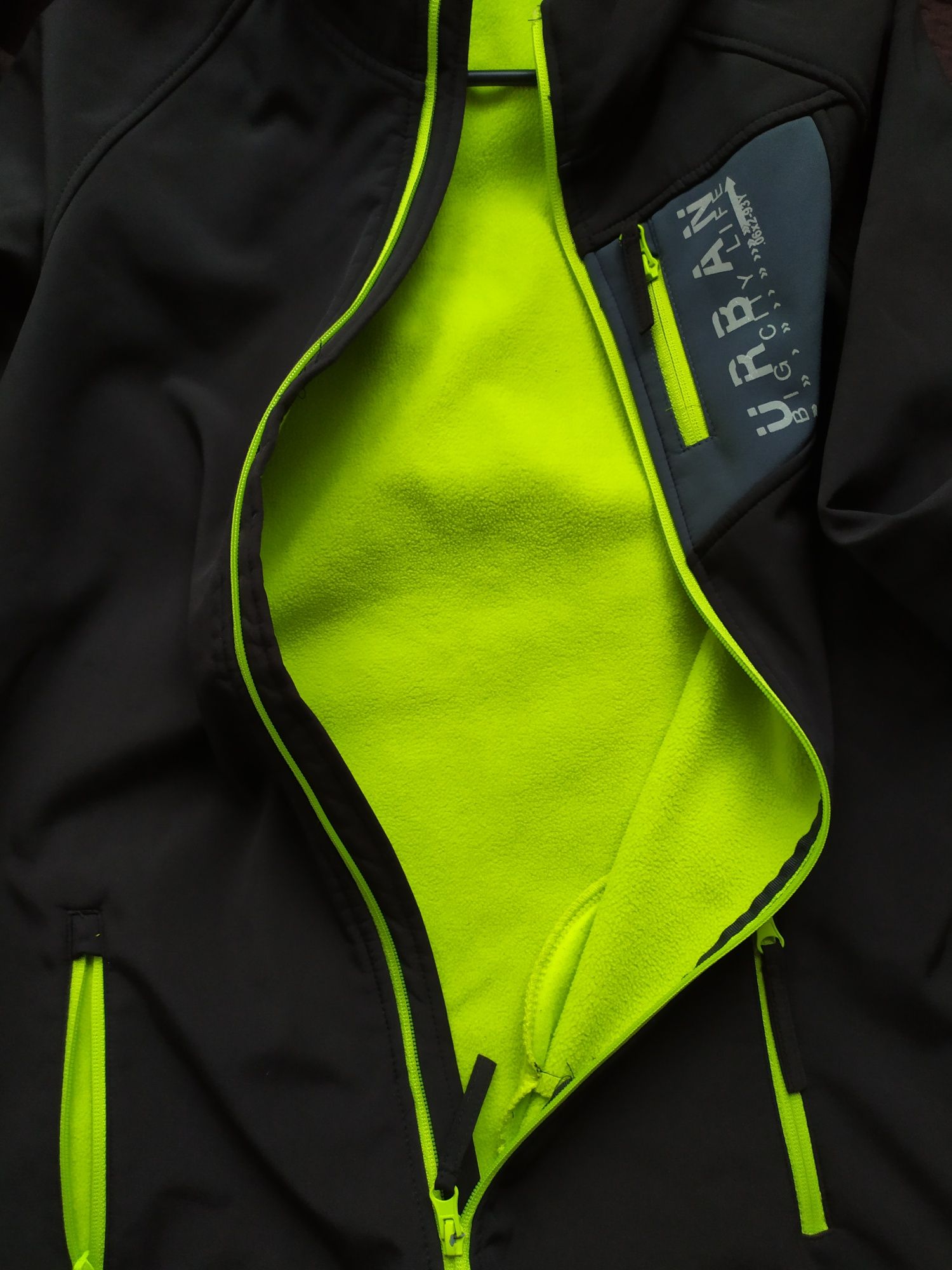 Kurtka chłopięca typu Softshell r 158/164