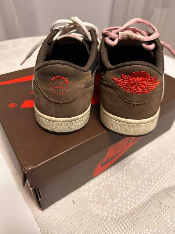 Travis Scott x Air Jordan 1 Low OG