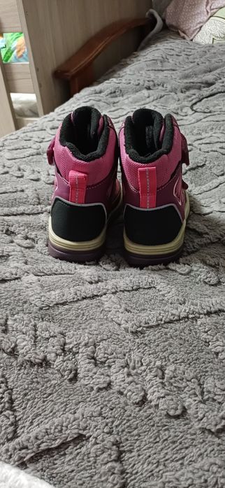 Продам термоботінкі фірми B&G