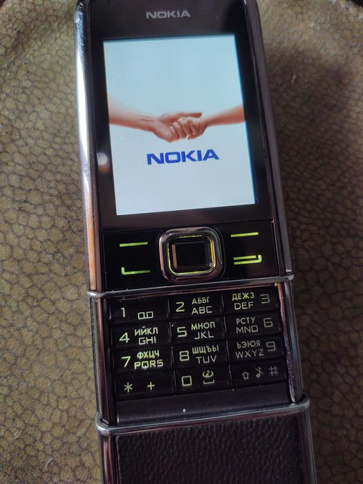 Nokia 8800 Arte sapphire.