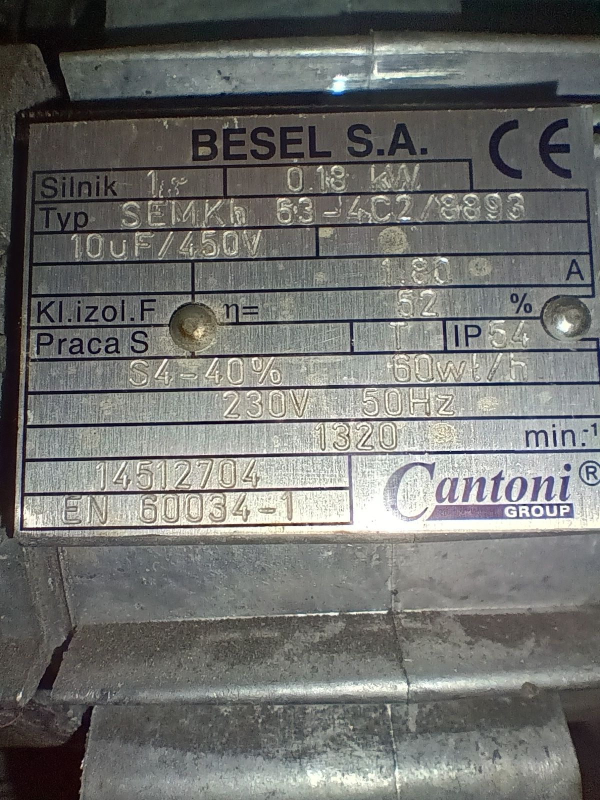 Kompletny podajnik retortowy do pieca ślimak motoreduktor dmuchawa