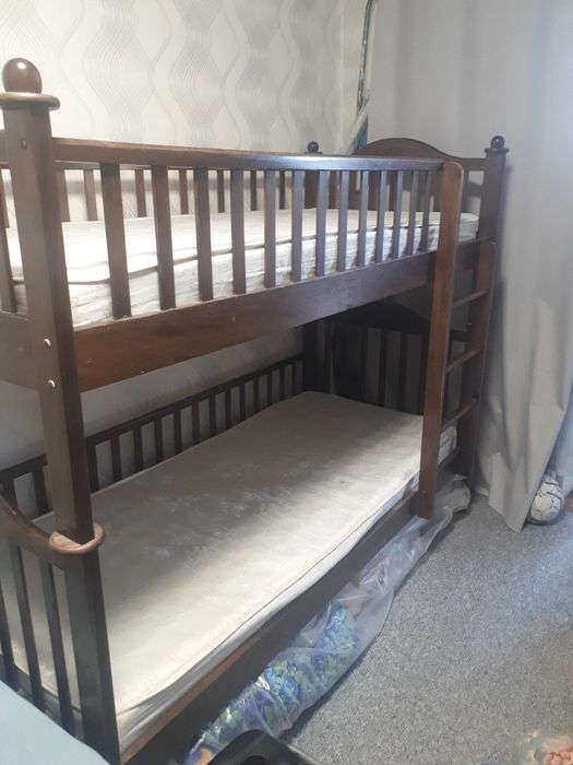 Дитяче ліжко двоповерхове