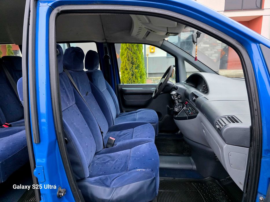 Оригінальний пасажир Citroen Jumpy 2005року 2.0д в рідній фарбі