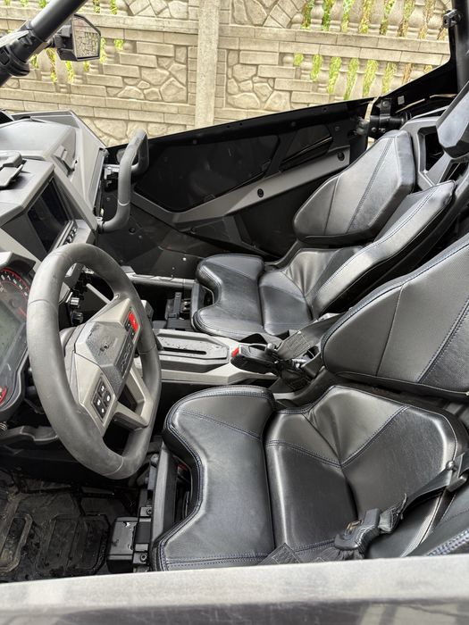 Багі квадрік Polaris RZR XP 1000