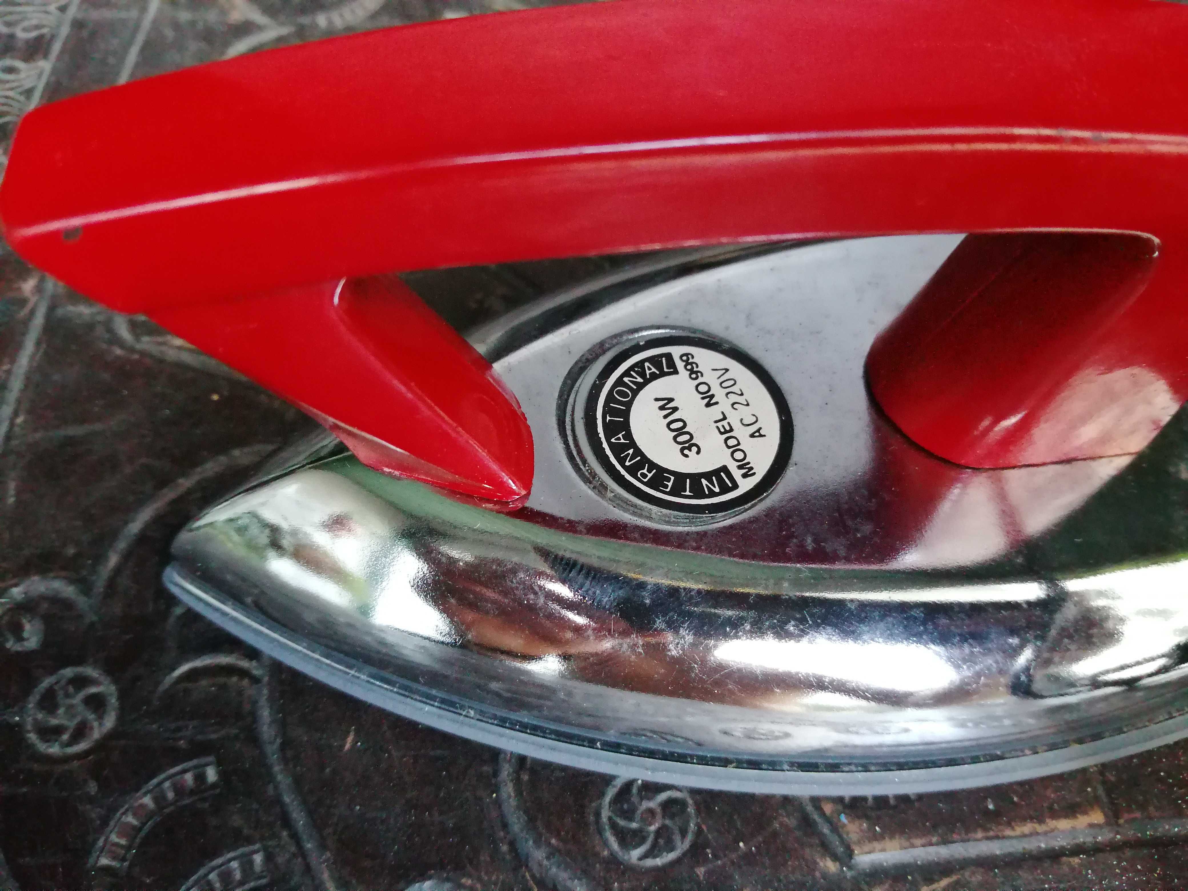 ferro de passar de viagem 300w