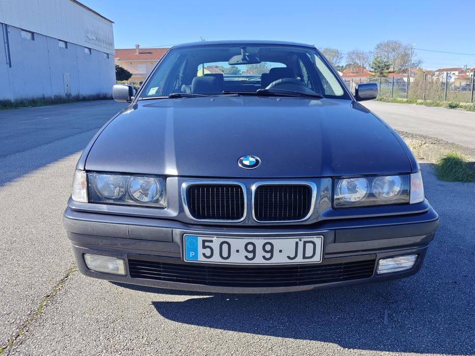 BMW 316i compact