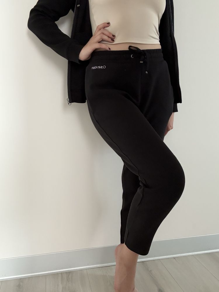 Костюм Calvin Klein S жіночий