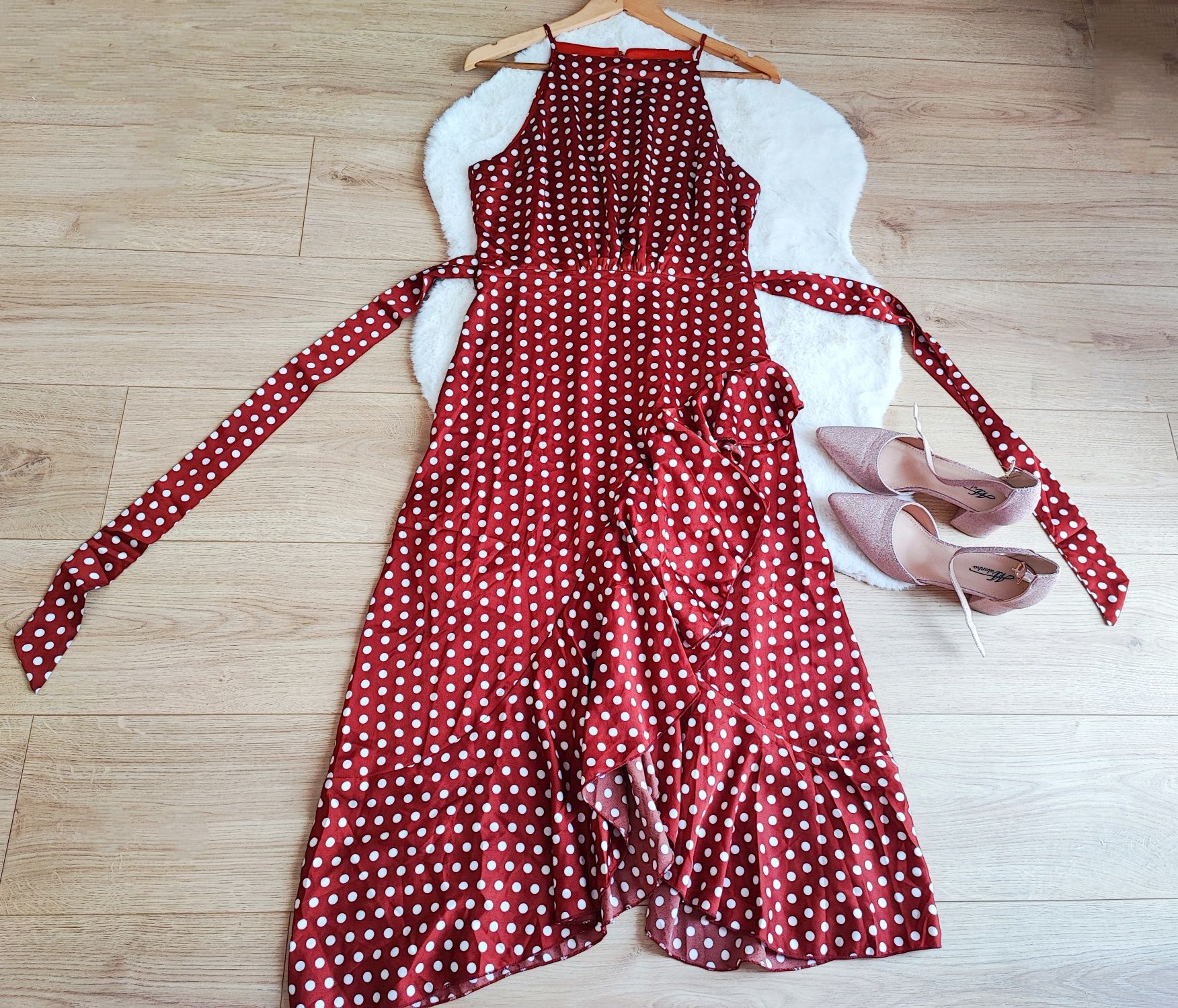 Długa sukienka w grochy L40 retro styl wesele impreza