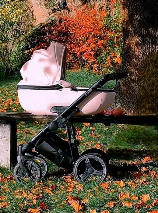 Дитяча коляска в гарному стані