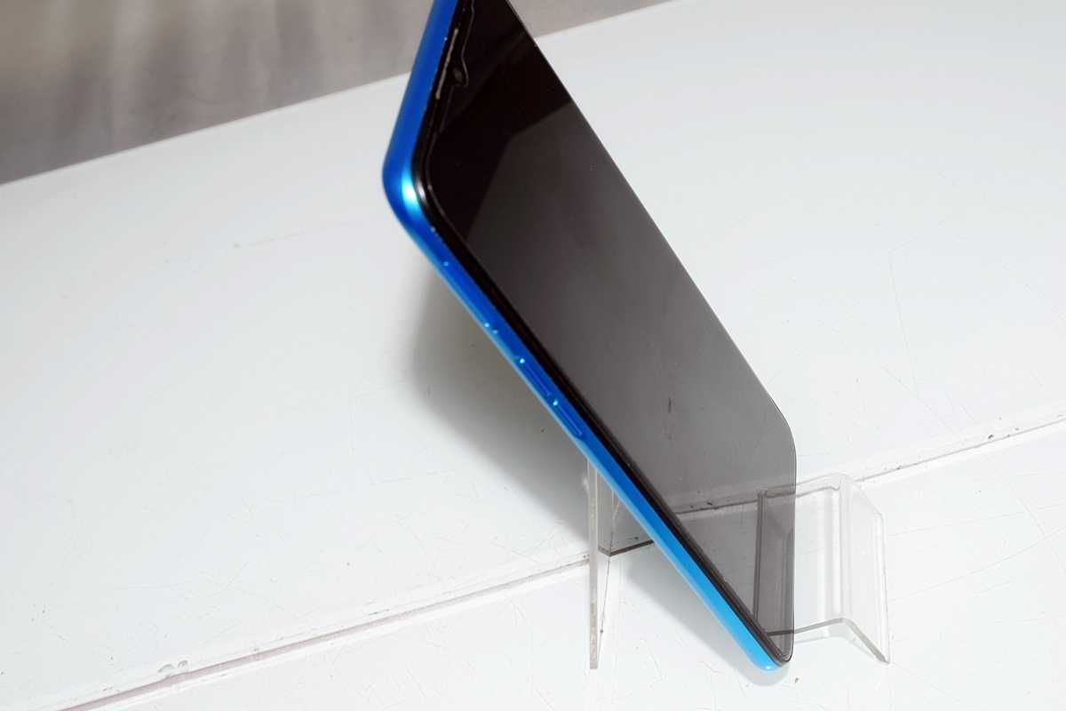 Realme C3 / 3/64gb / Eko Komis