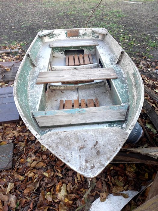 Продам лодку язь 320